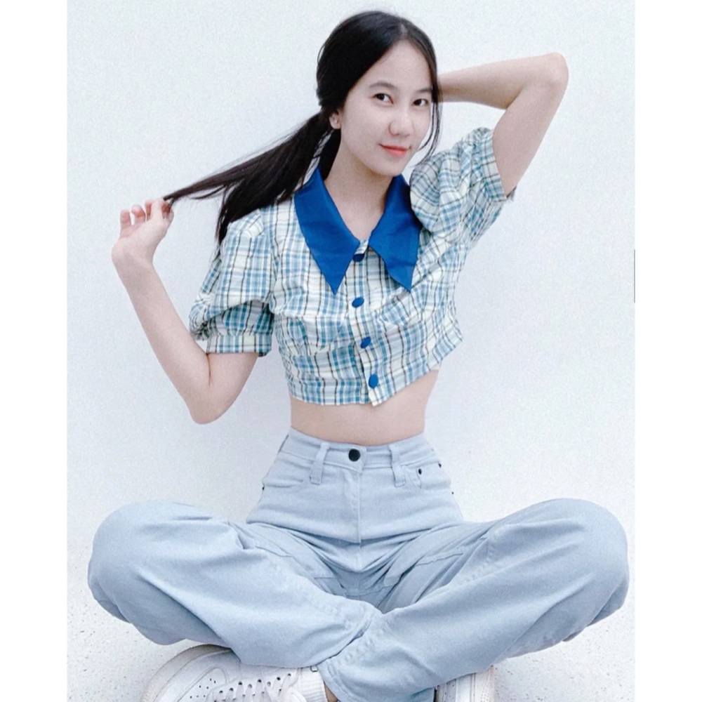 NWT Check it Out Crop Top XS
